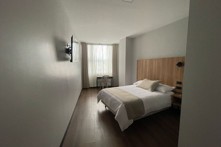 Room 7 of 34