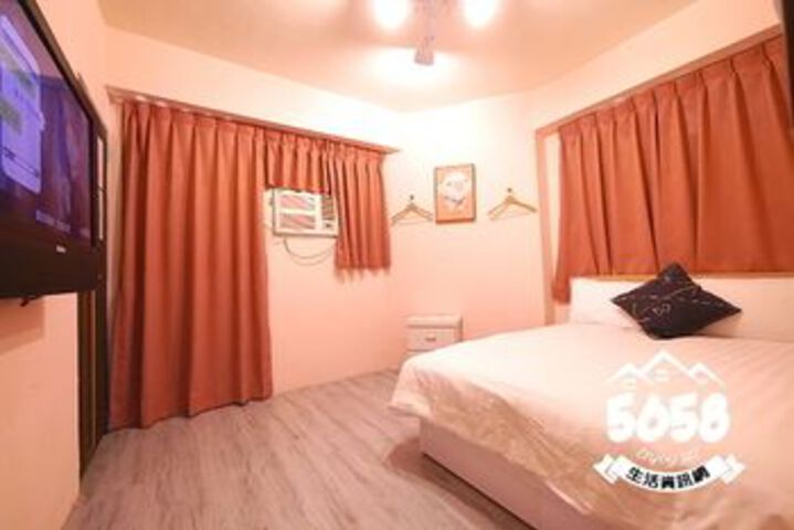 Room 87 of 118