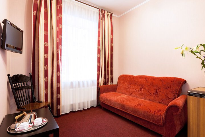 Room 15 of 121