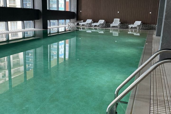 Pool 37 of 53