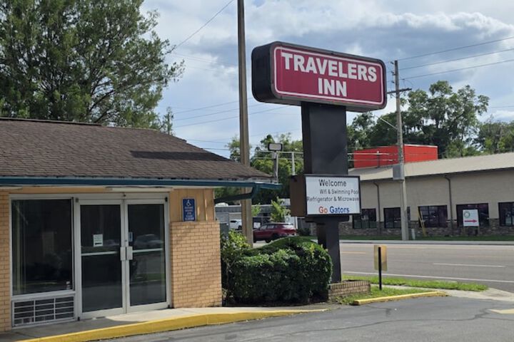 Photo of Travelers Inn