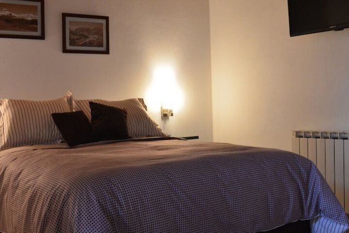 Room 2 of 15