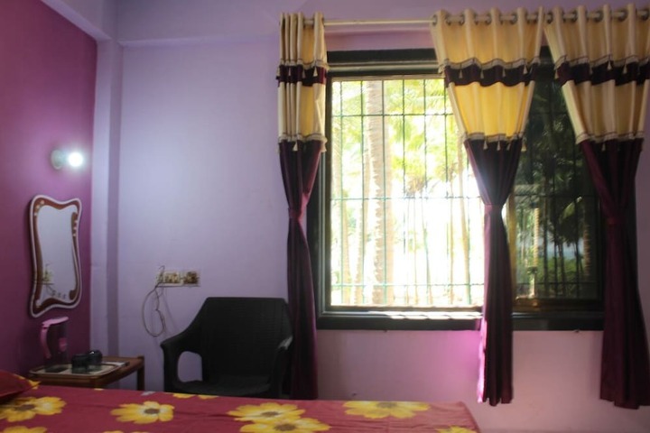 Room 10 of 11