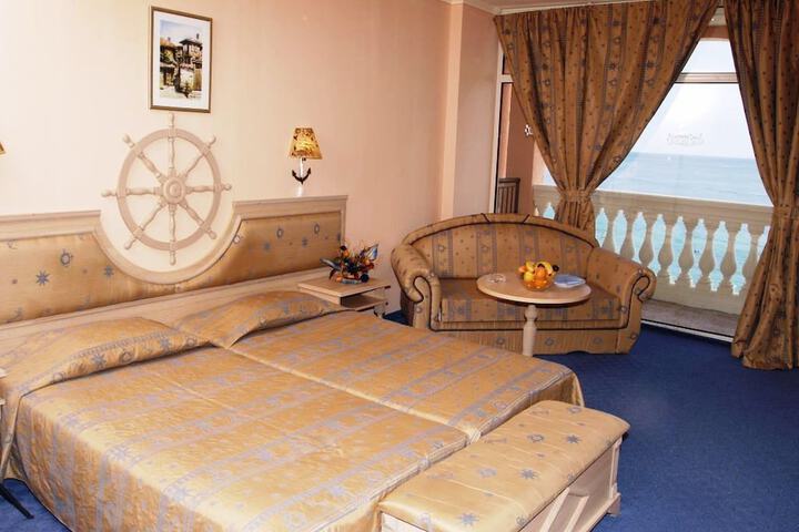Room 49 of 124