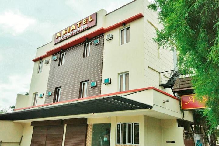 Asiatel Hotel Sta. Rosa, Laguna