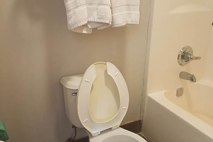 Room 19 of 39