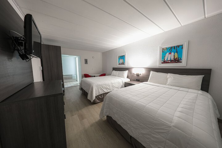 Room 5 of 35