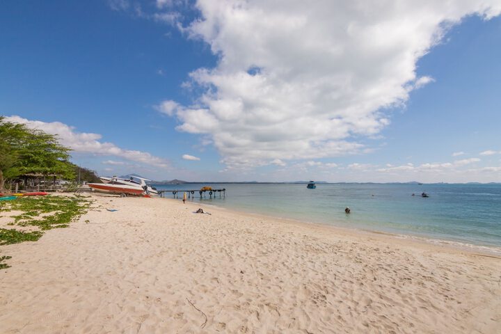 Beach 302 of 353