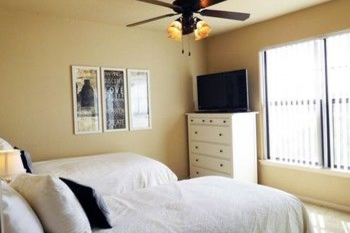 Room 10 of 23