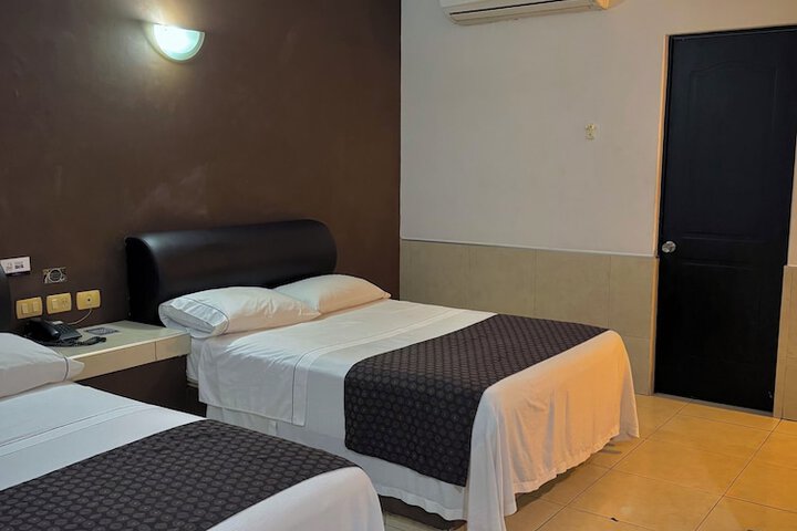Room 20 of 87