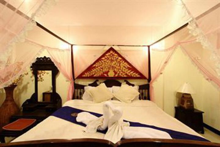 Room 8 of 37