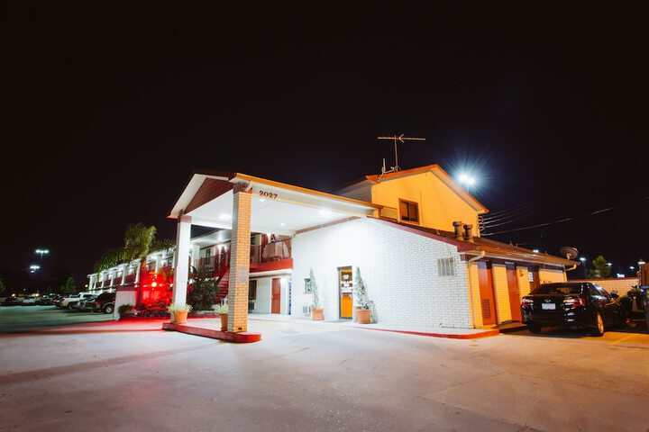 Lobby Entry