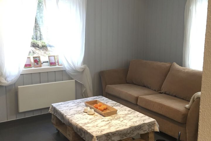 Room 13 of 22