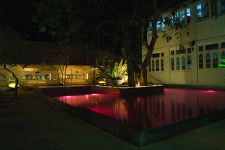 Hotel Exterior 12 of 75