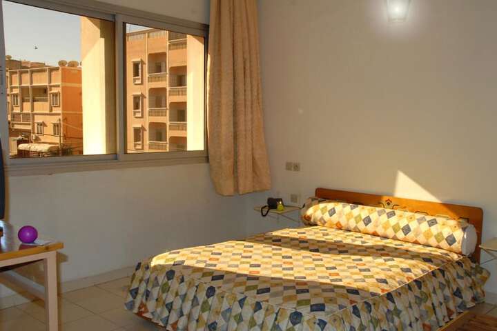 Room 6 of 36