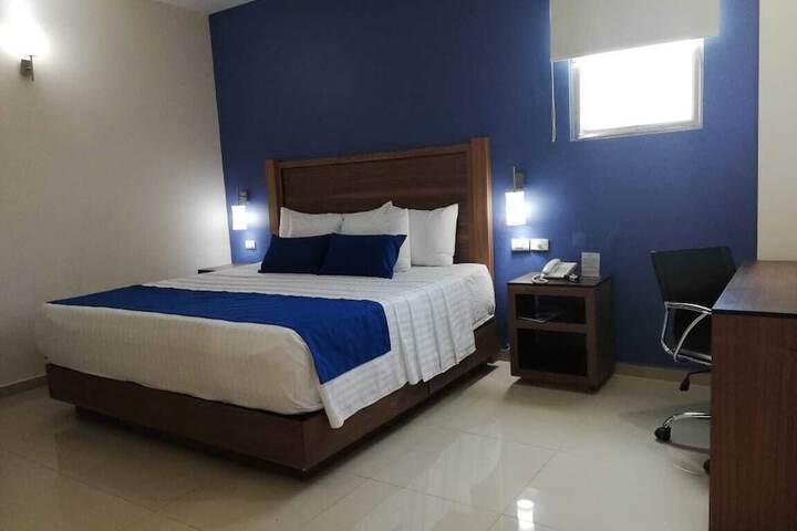 Room 7 of 25