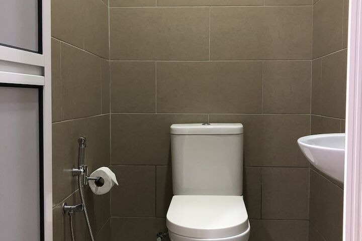 Room 28 of 39