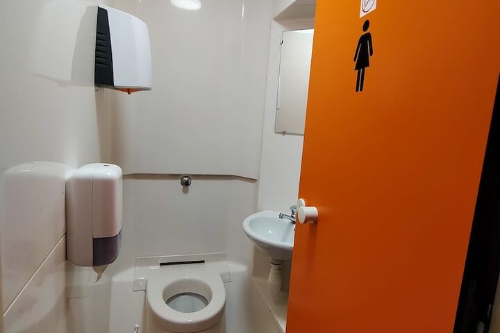 Room 12 of 26
