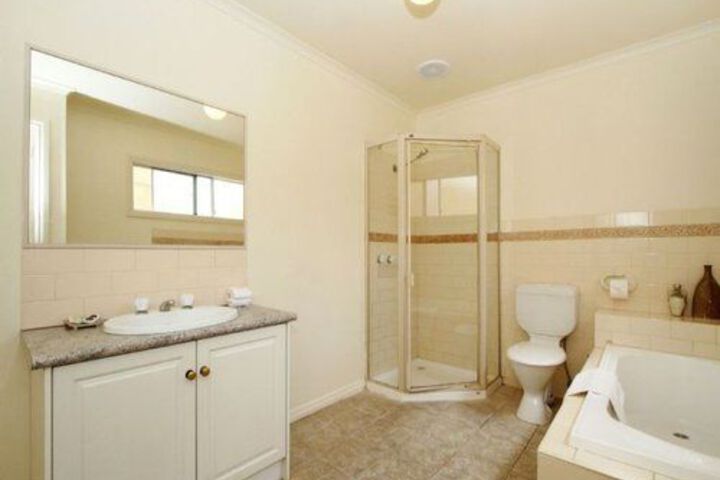 Room 30 of 50