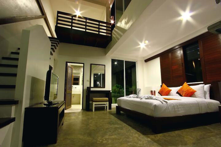 Room 13 of 151