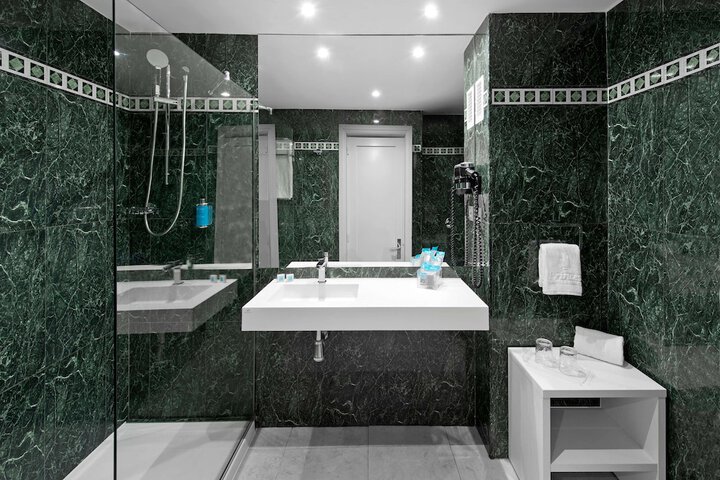 Bath Photo