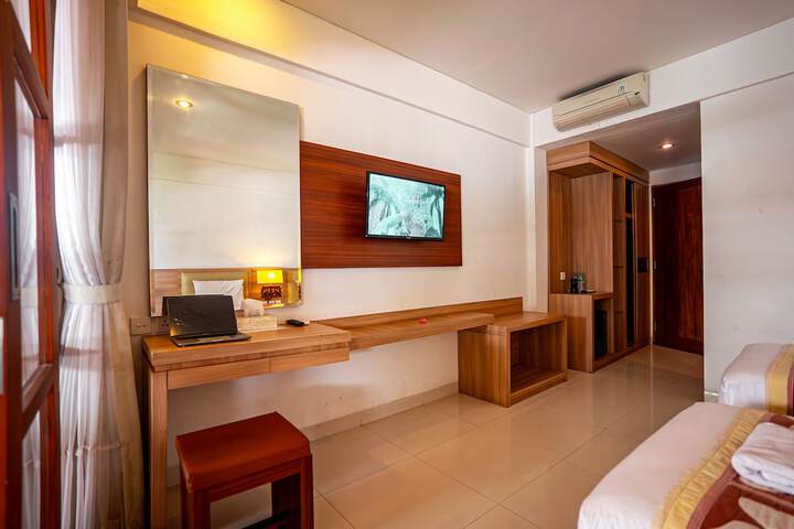 Room 9 of 71