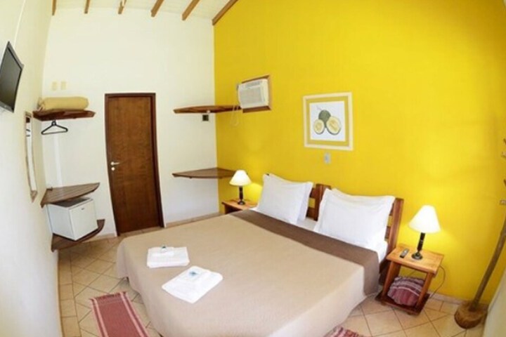 Room 3 of 31