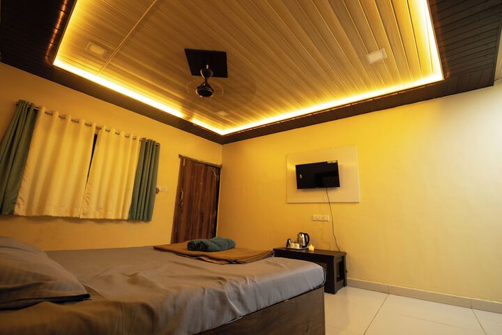 Room 17 of 49