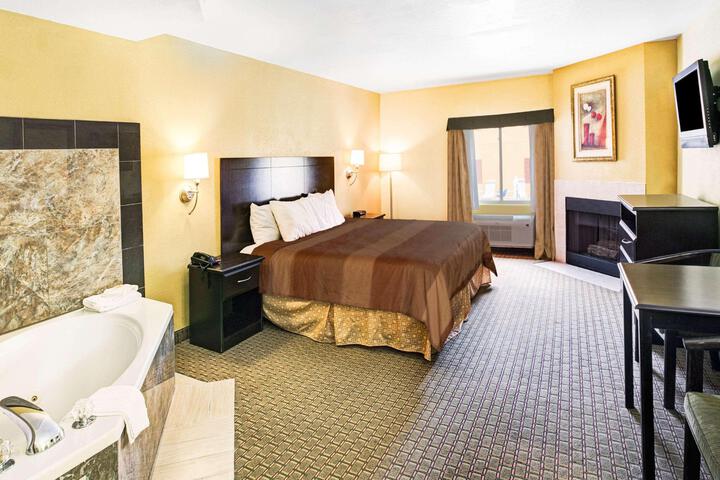 Standard | King Bed (5 of 64)