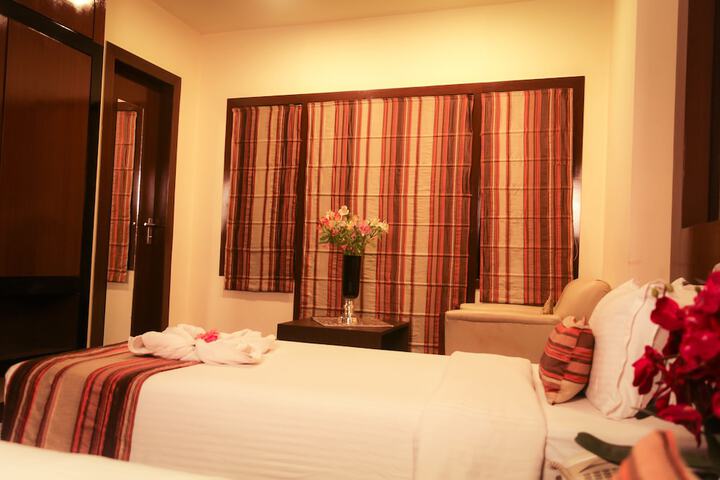 Room 6 of 29