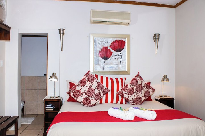Room 45 of 188