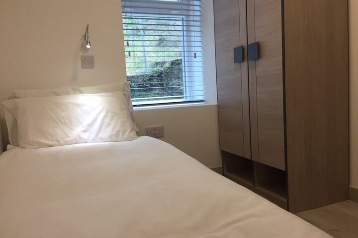 Room 20 of 219