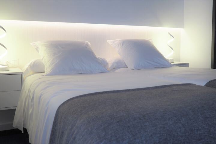 Room 14 of 50