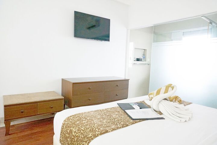 Room 9 of 41