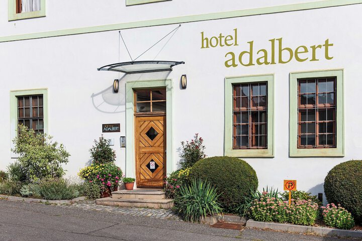 Hotel 68 of 73