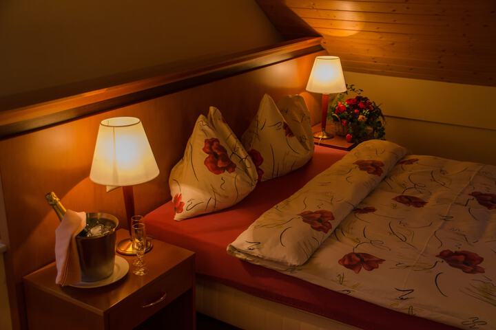 Room 8 of 61