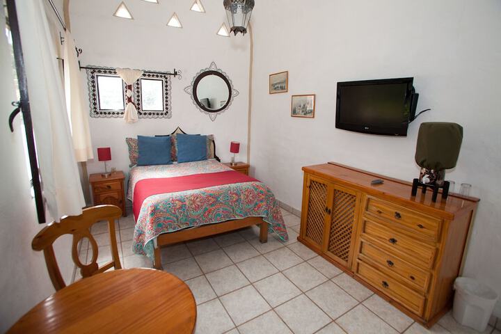 Room 28 of 87