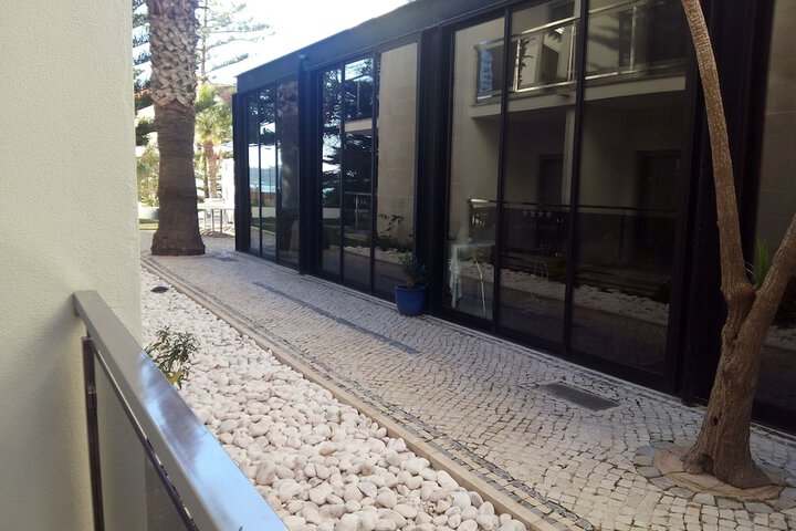 Hotel Exterior 72 of 86