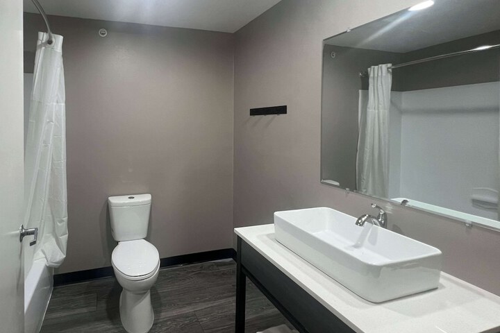 Clean Restrooms