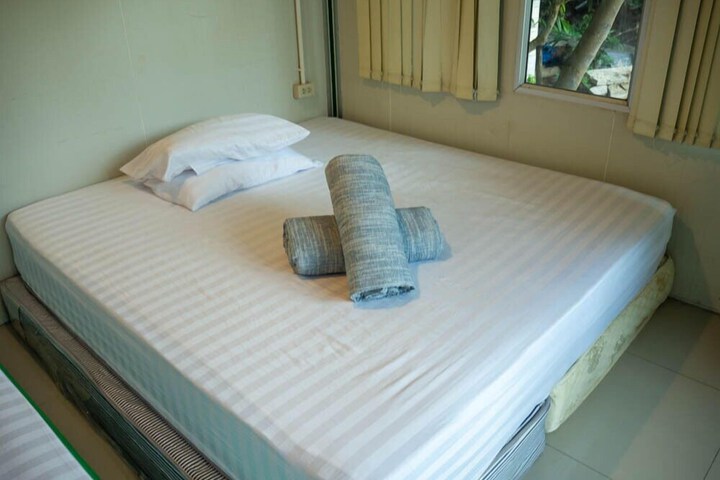 Room 14 of 43