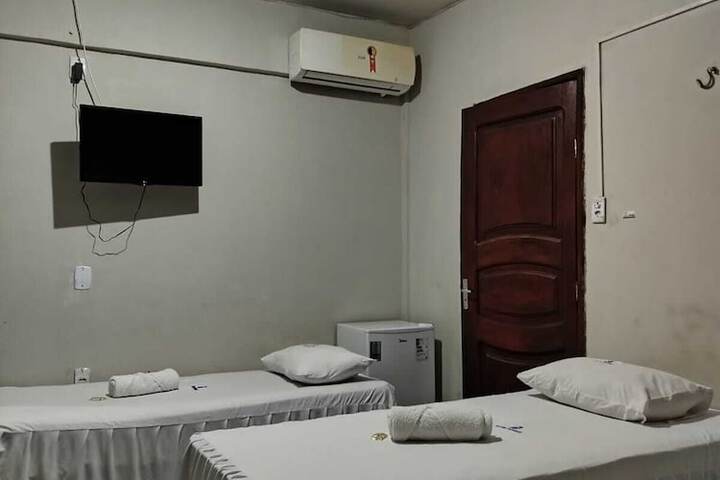 Room 17 of 24