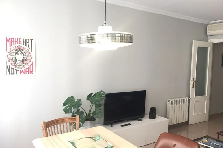 Room 4 of 20