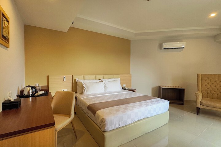 Room 13 of 51