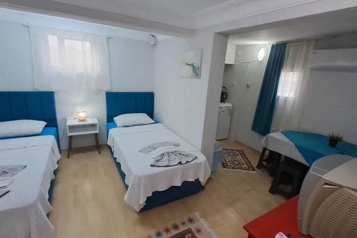 Room 8 of 13