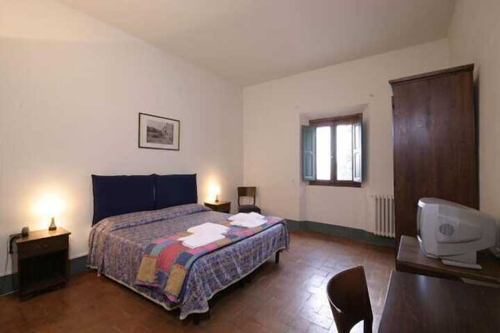 Room 7 of 48