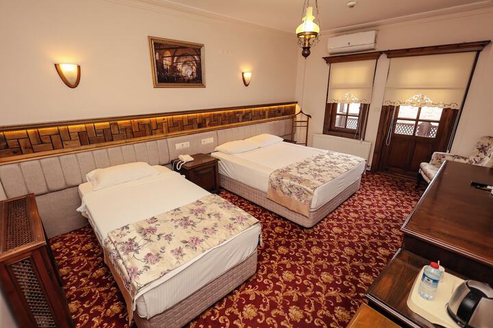 Room 15 of 53