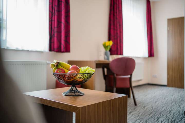 Room 42 of 61