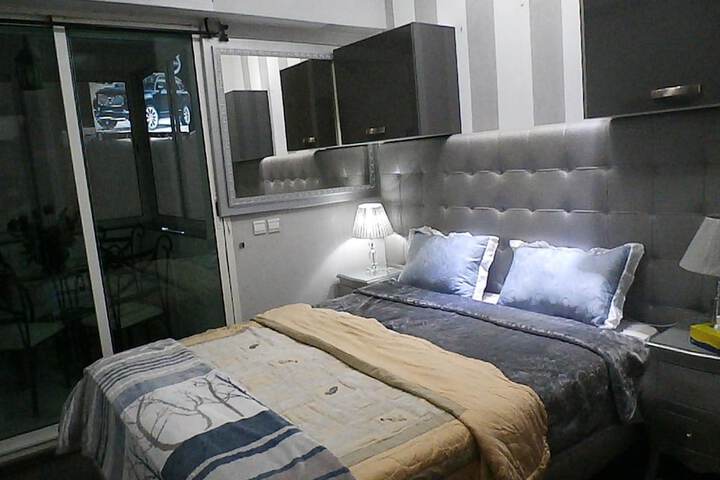 Room 6 of 20