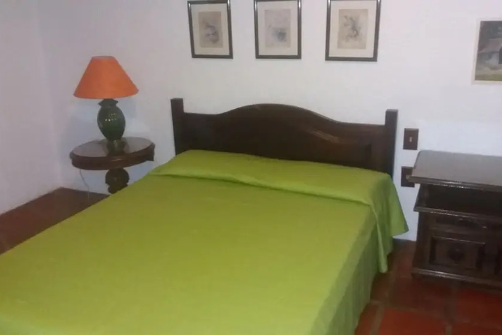 Room 4 of 22