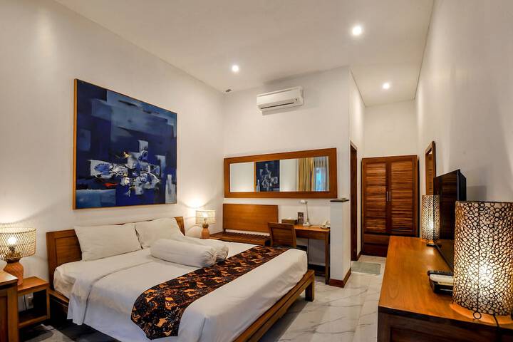 Room 8 of 24